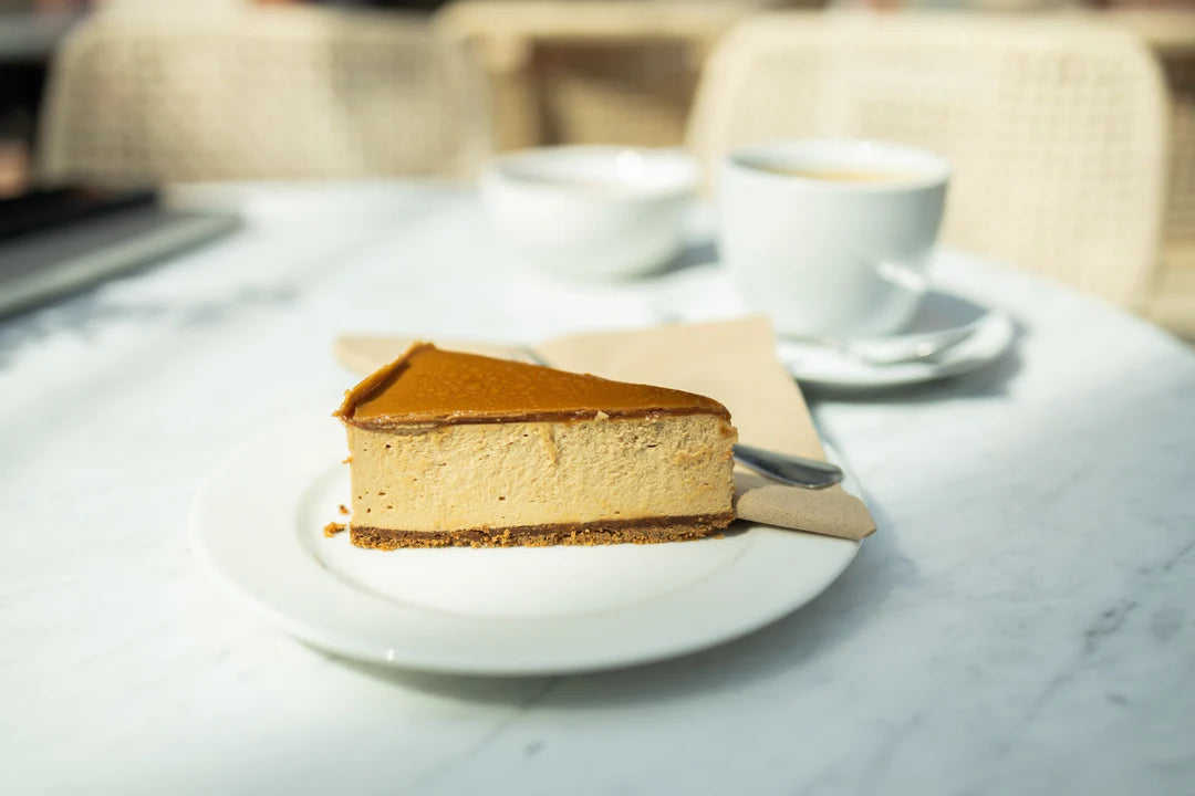 Dulce de Leche Swirl Cheesecake