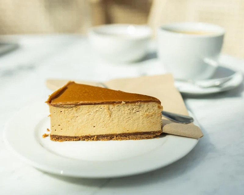 Dulce de Leche Swirl Cheesecake